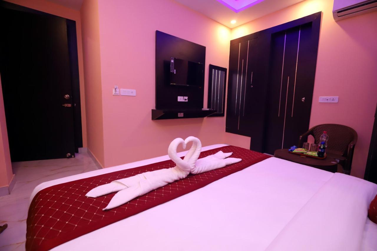Jupiter Plaza Delhi Airport Otel Yeni Delhi Dış mekan fotoğraf