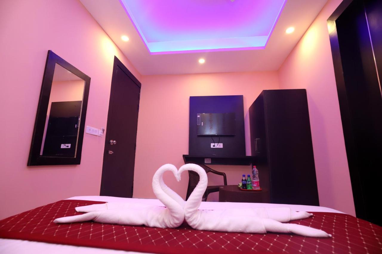 Jupiter Plaza Delhi Airport Otel Yeni Delhi Dış mekan fotoğraf